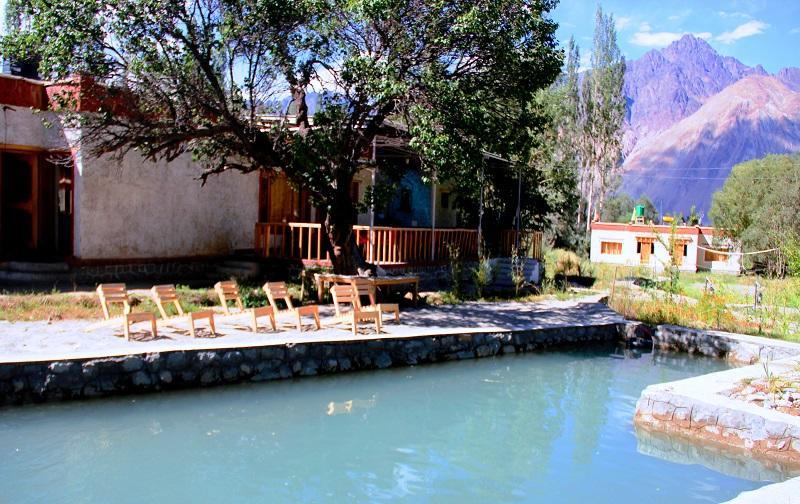 Lotus Eco Resort Hundar Extérieur photo