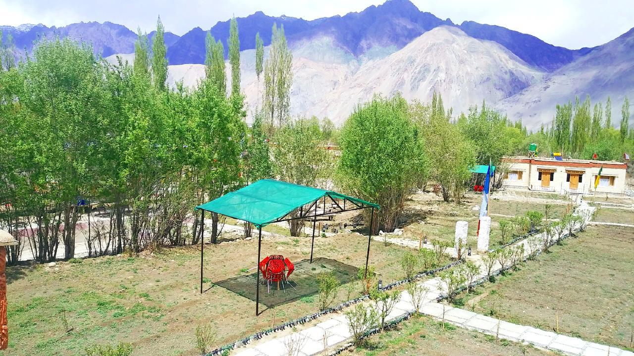 Lotus Eco Resort Hundar Extérieur photo